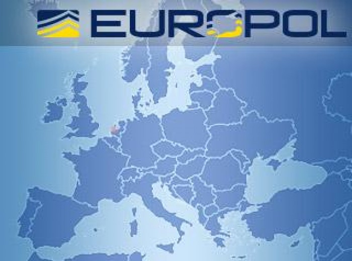 Unapređenje saradnje evropskih obaveštajnih službi u svetlu terorističkih napada u Parizu